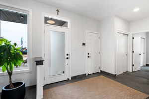 120 Cowley St - Interior-1