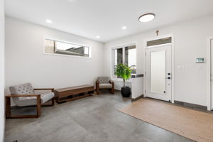 120 Cowley St - Interior-3