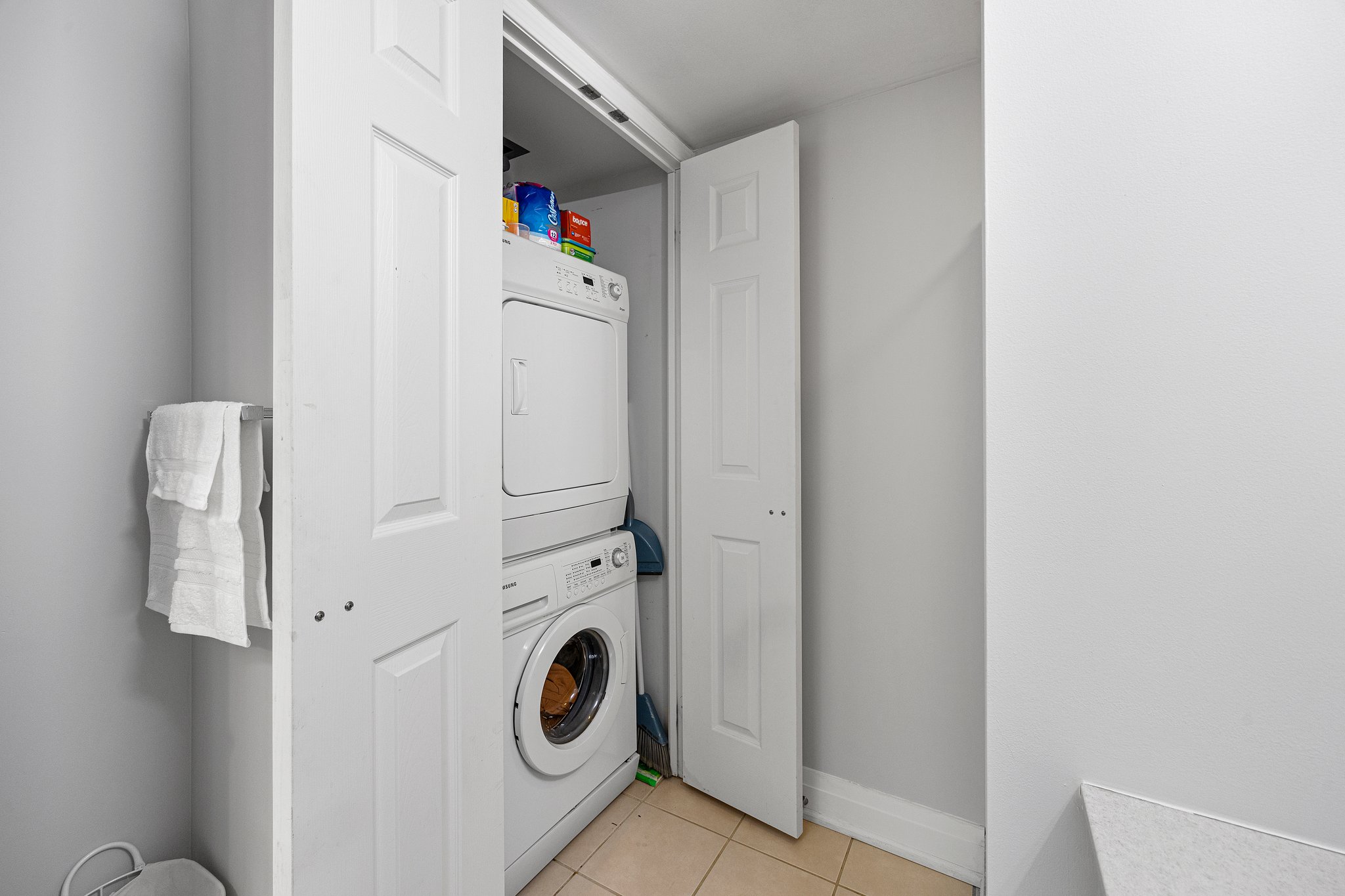 Toronto property showcase — delivered property photograph 13