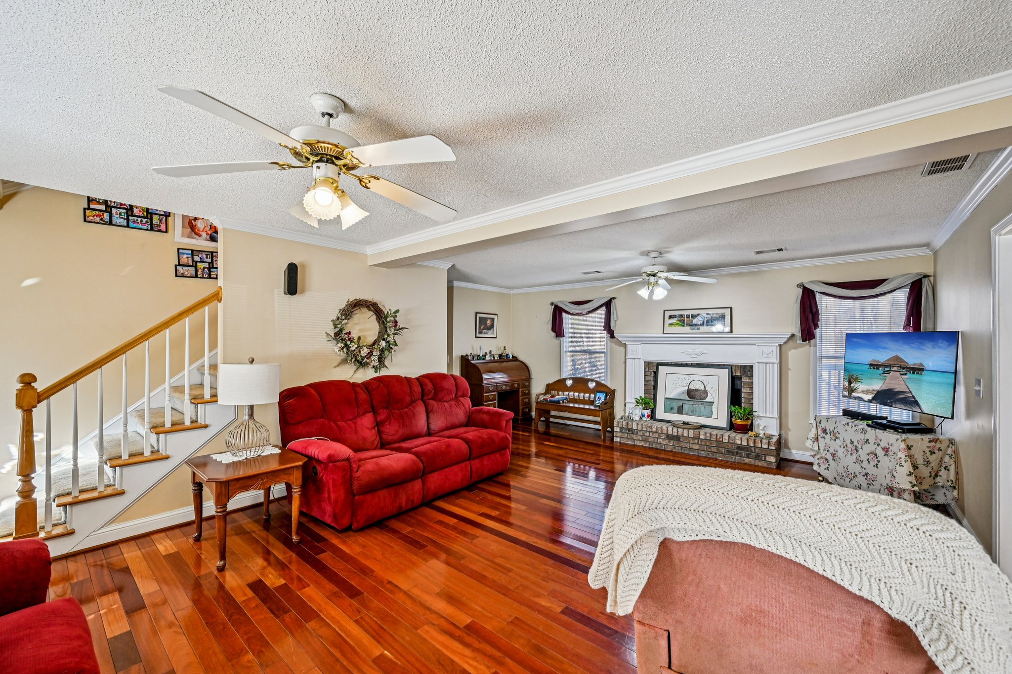 Dunning Keep-S1701-010.jpg