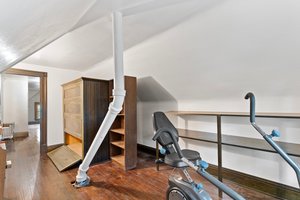  Photo 40