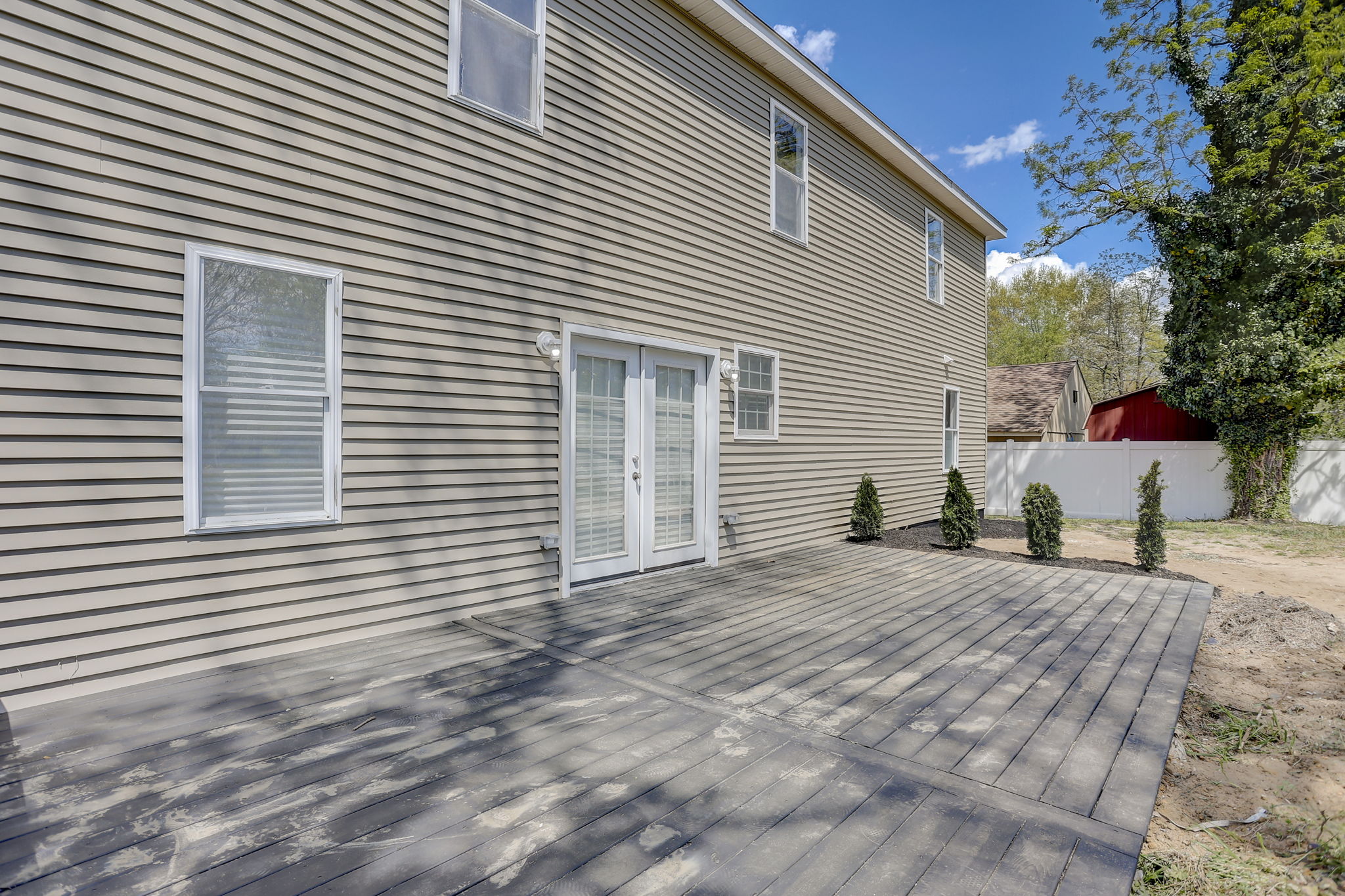E Oak Ave-043