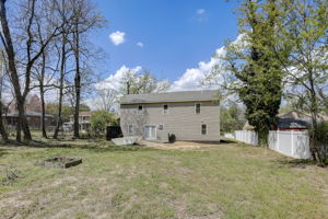 E Oak Ave-046