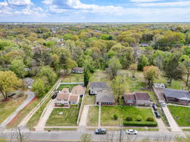 E Oak Ave-051