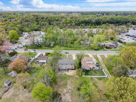 E Oak Ave-058