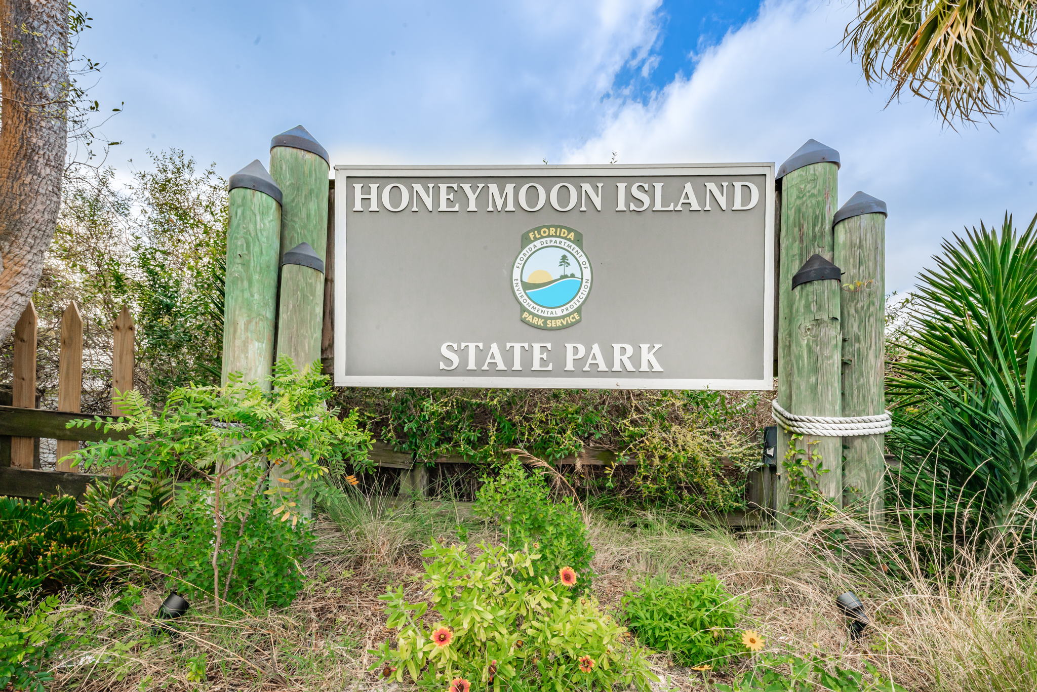 Honeymoon Island Entrance2
