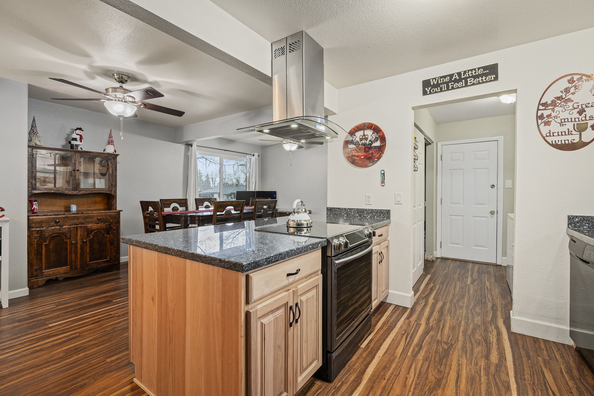 120 Eric Ave, Sparks, NV 89431, USA Photo 10