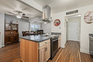 120 Eric Ave, Sparks, NV 89431, USA Photo 9