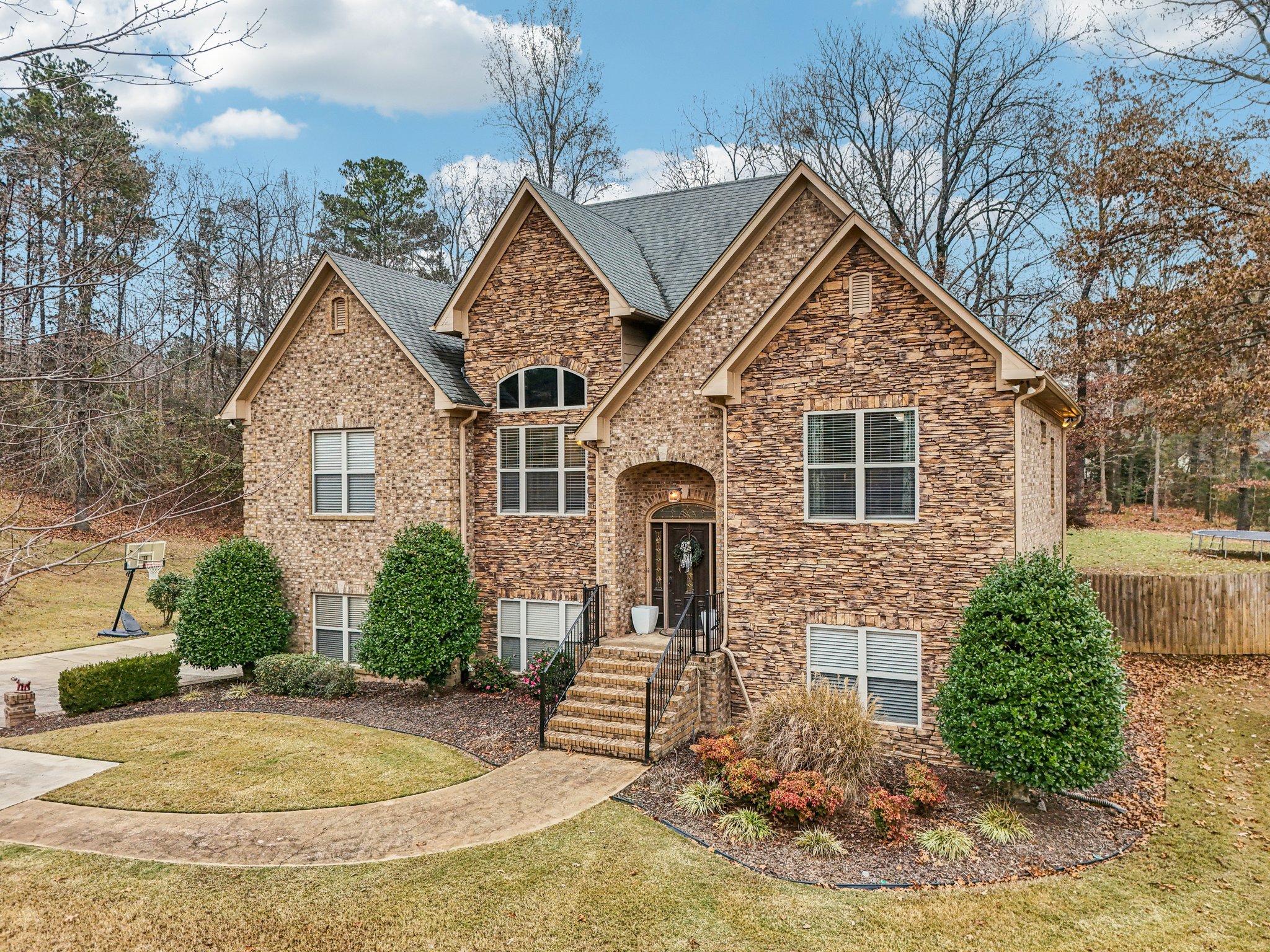 Flagstone Dr-S0512-006.jpg