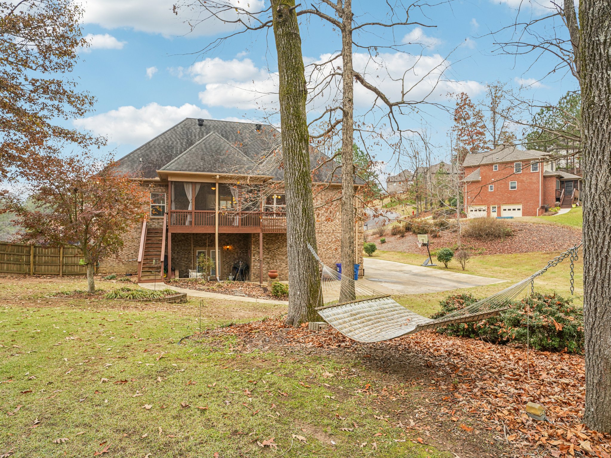 Flagstone Dr-S0512-045.jpg