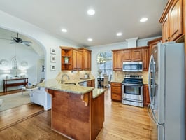 Flagstone Dr-S0512-017.jpg