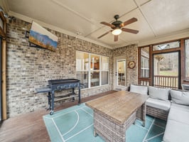 Flagstone Dr-S0512-040.jpg