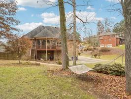 Flagstone Dr-S0512-045.jpg