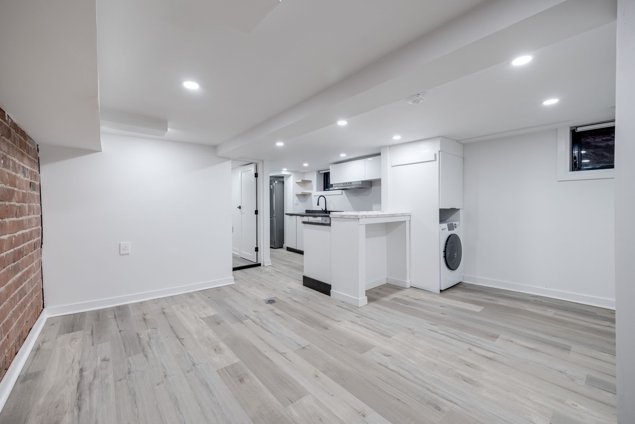 Toronto property showcase — delivered property photograph 6