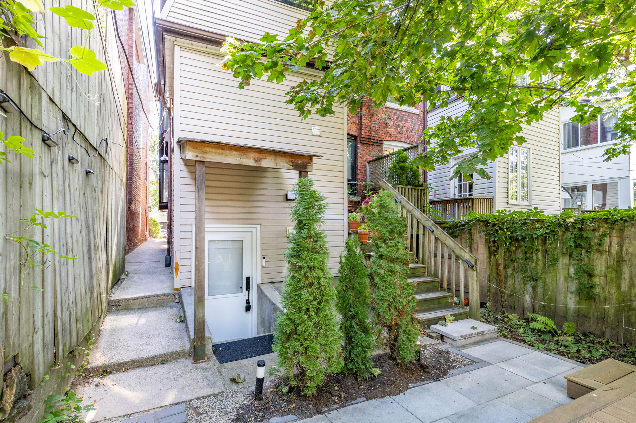Toronto property showcase — delivered property photograph 23