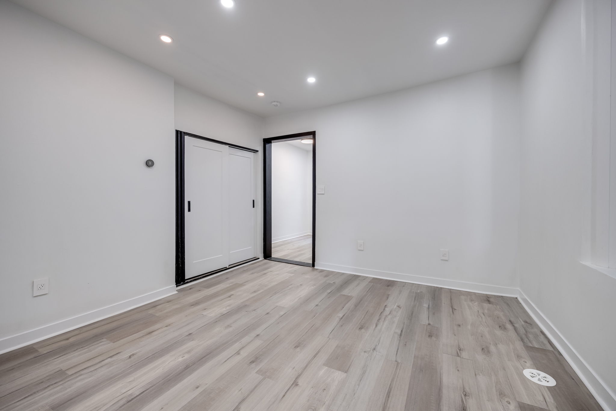 Toronto property showcase — delivered property photograph 12