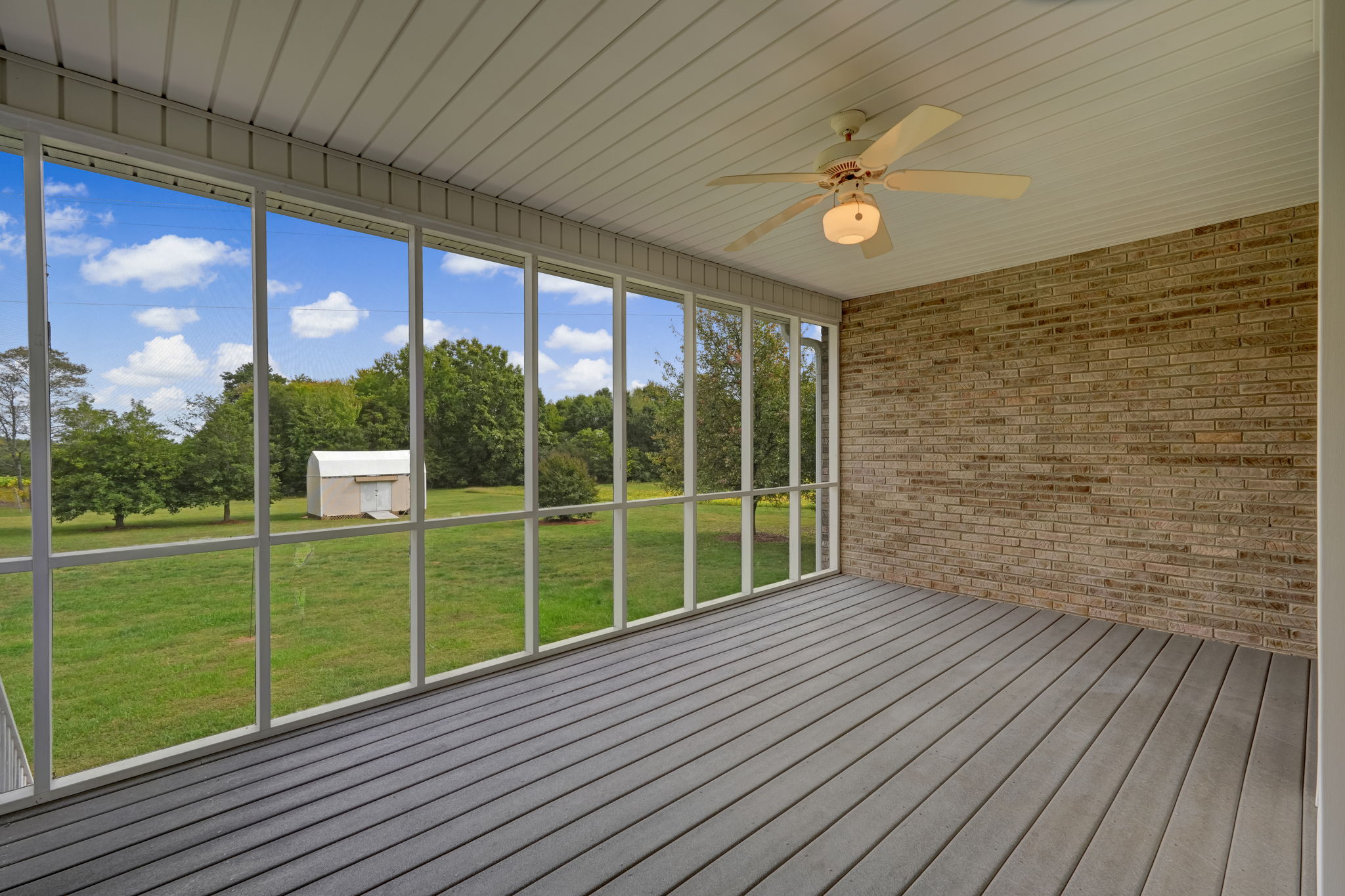 Screened-in Porch