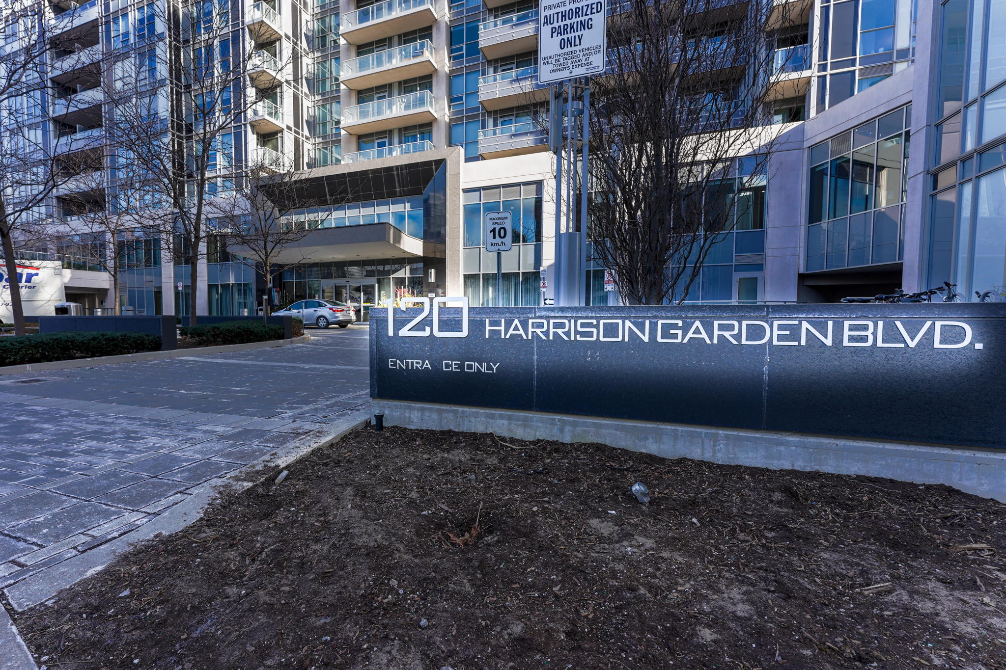 120 Harrison Garden Blvd Suite# 829, North York, ON M2N 0H1, Canada Photo 38