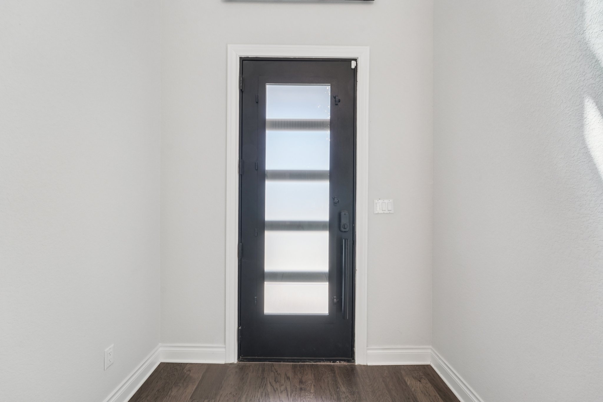 Hollytree Ct-S2407-004.jpg