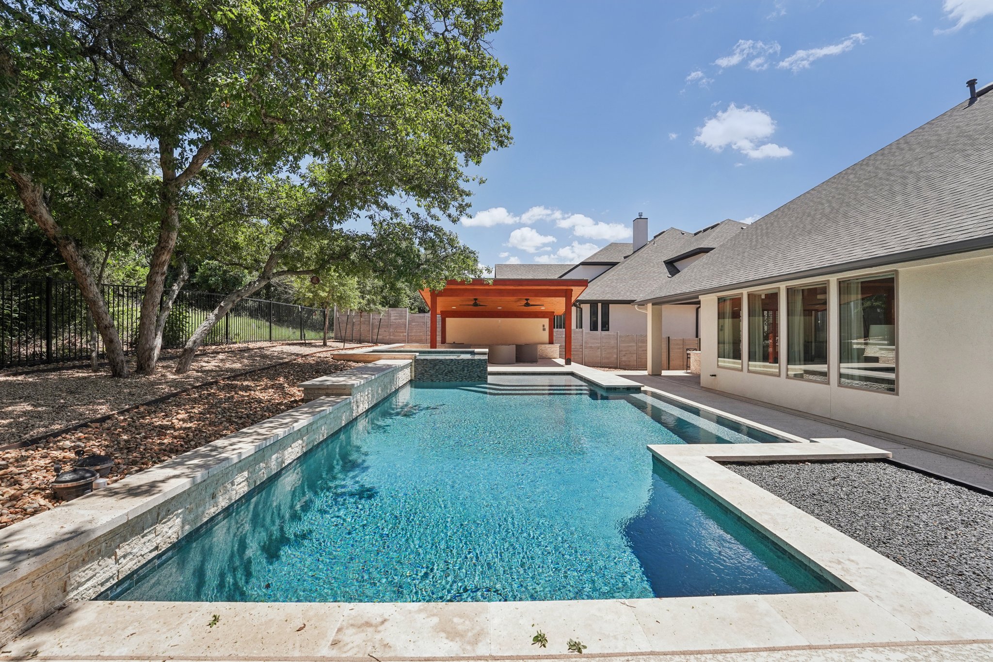 Hollytree Ct-S2407-049.jpg