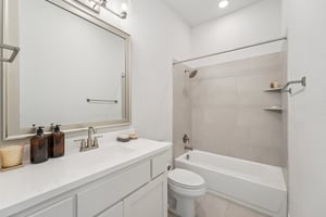 Hollytree Ct-S2407-016.jpg