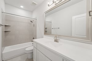 Hollytree Ct-S2407-029.jpg