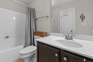  Photo 9