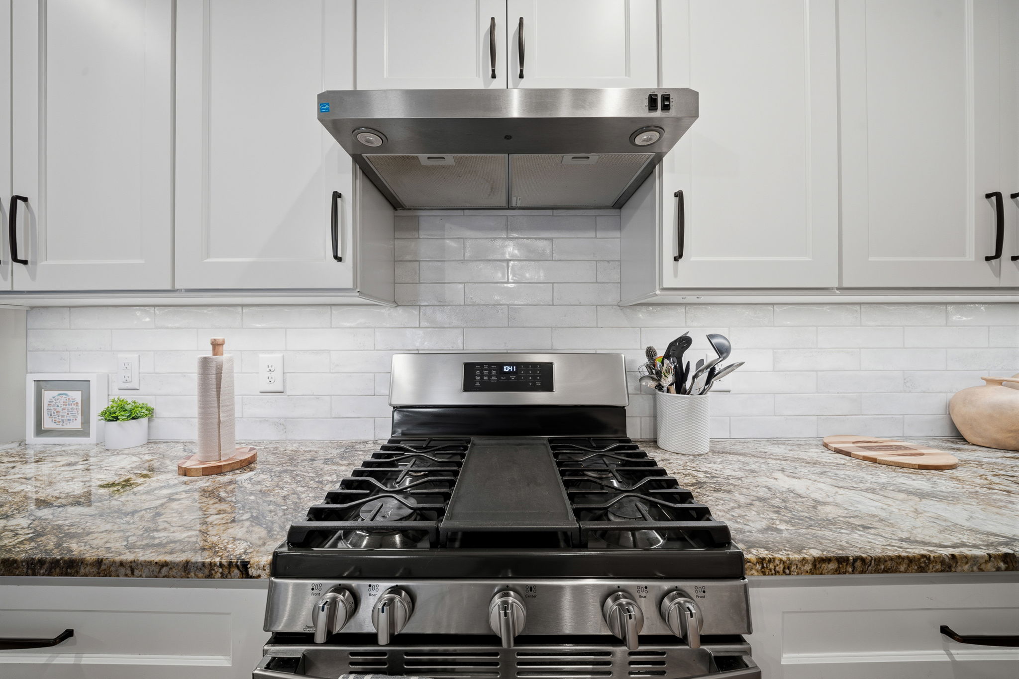 GI - 120 Magnolia St - Listing-25