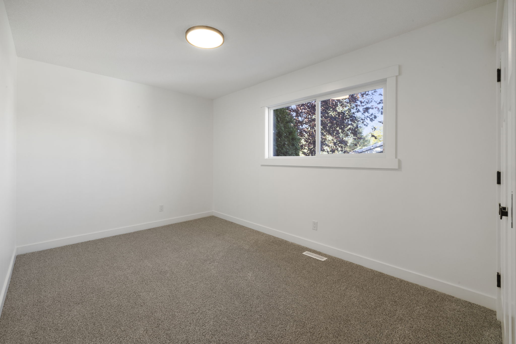 120 Parkglen Crescent SE, Calgary, AB T2J 4M1, Canada Photo 29