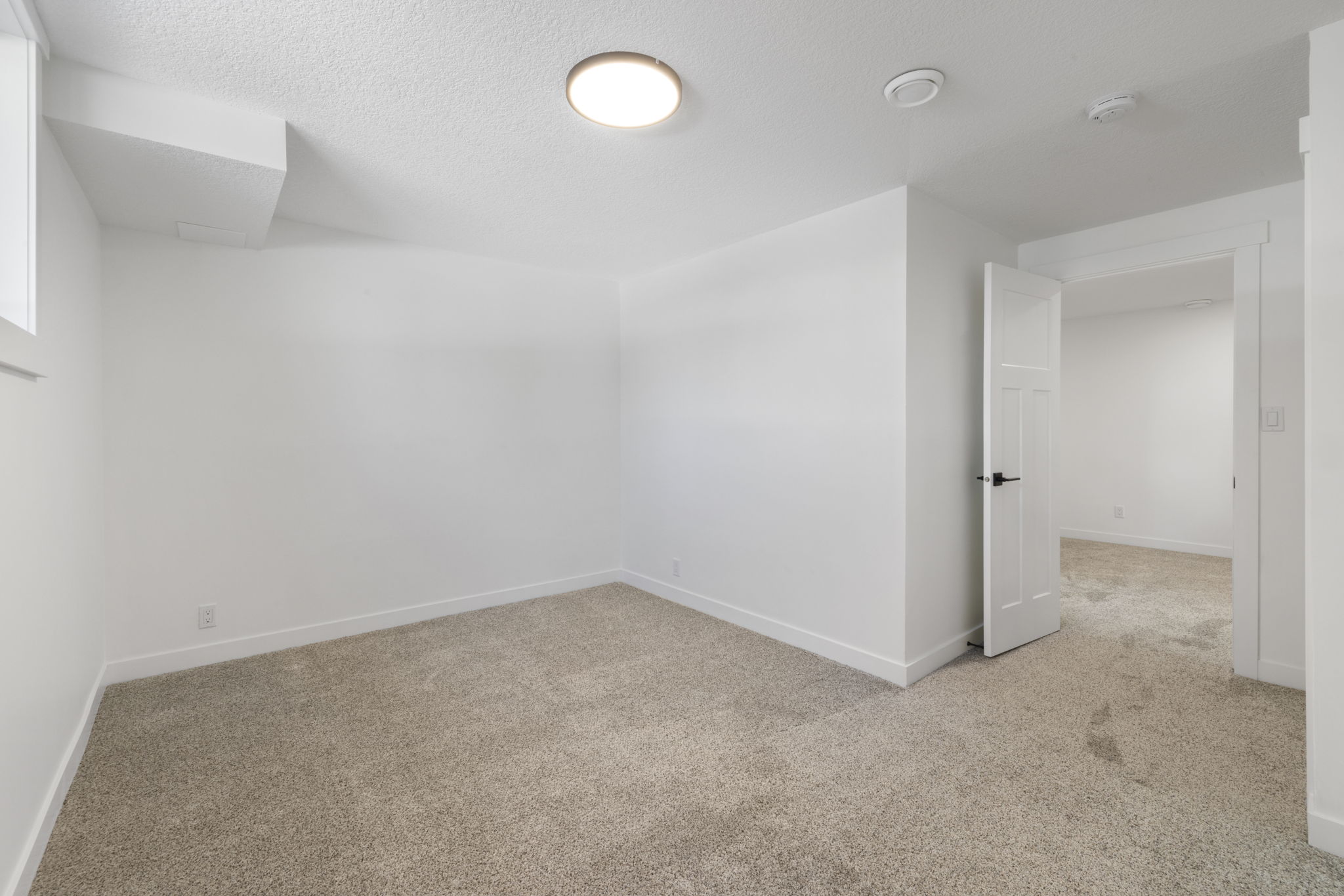 120 Parkglen Crescent SE, Calgary, AB T2J 4M1, Canada Photo 43