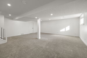 120 Parkglen Crescent SE, Calgary, AB T2J 4M1, Canada Photo 47