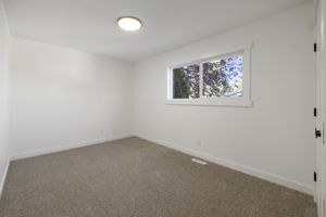120 Parkglen Crescent SE, Calgary, AB T2J 4M1, Canada Photo 28