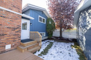 120 Parkglen Crescent SE, Calgary, AB T2J 4M1, Canada Photo 53