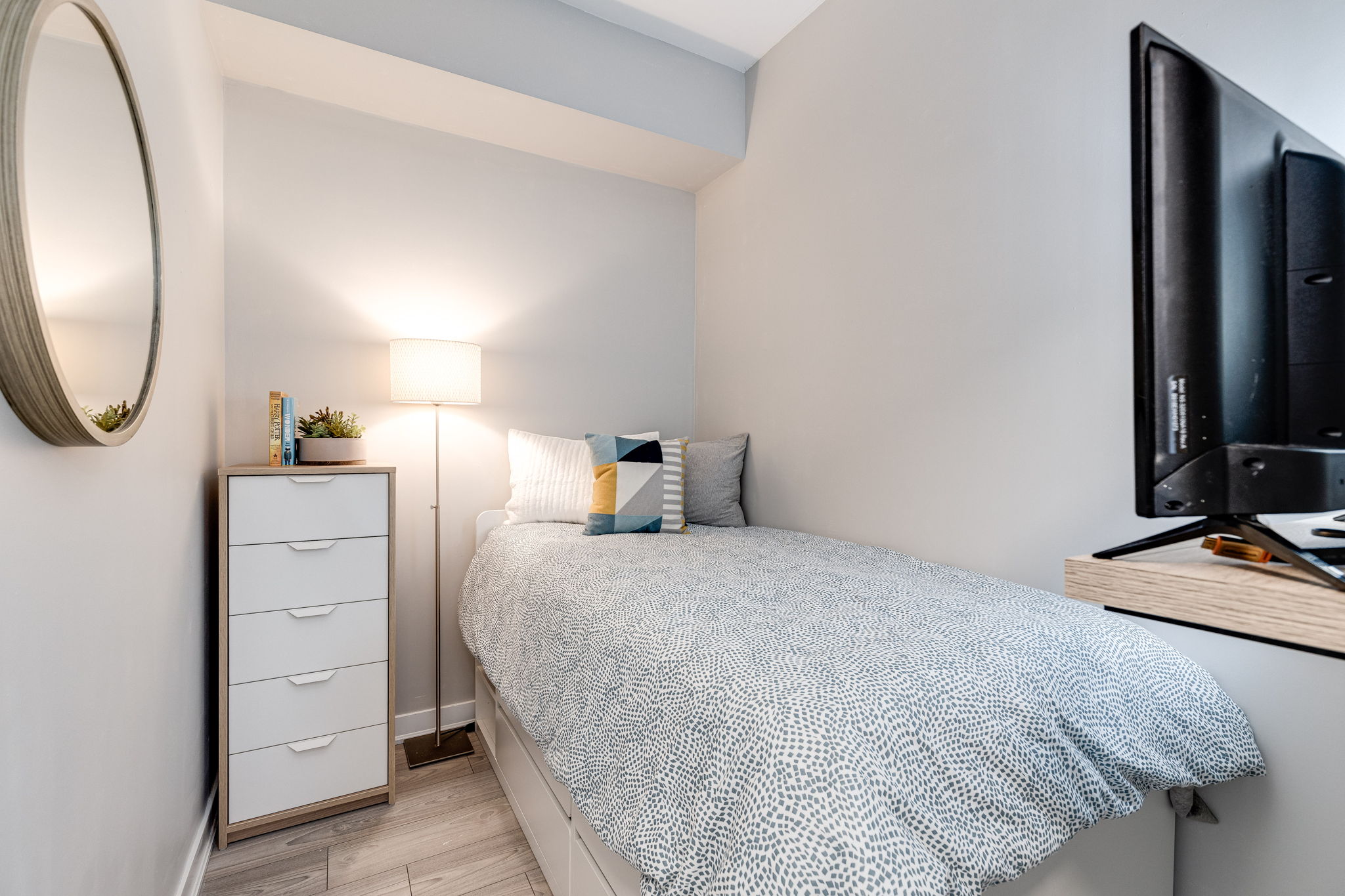 Toronto property showcase — delivered property photograph 17