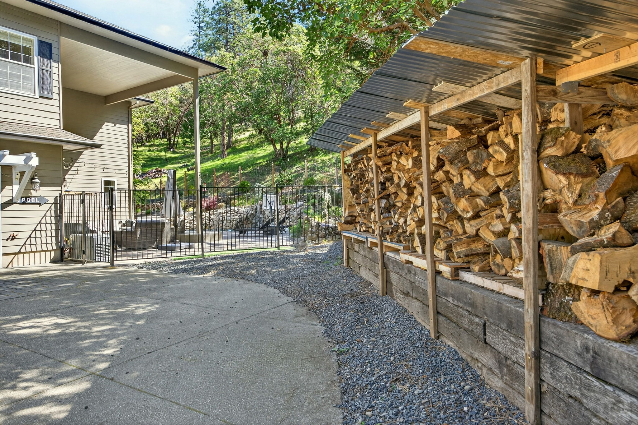  Photo 45