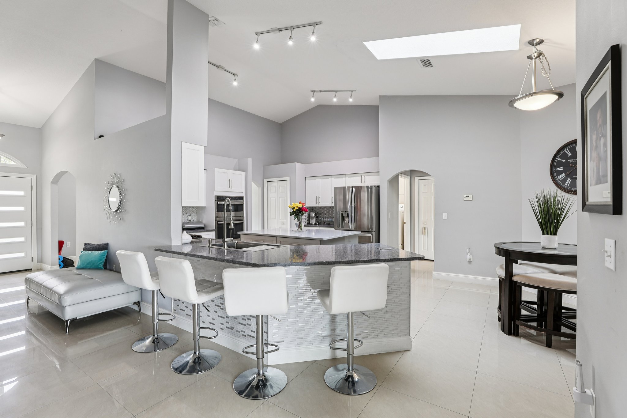 Rachel Lin Ln-S0704-009.jpg