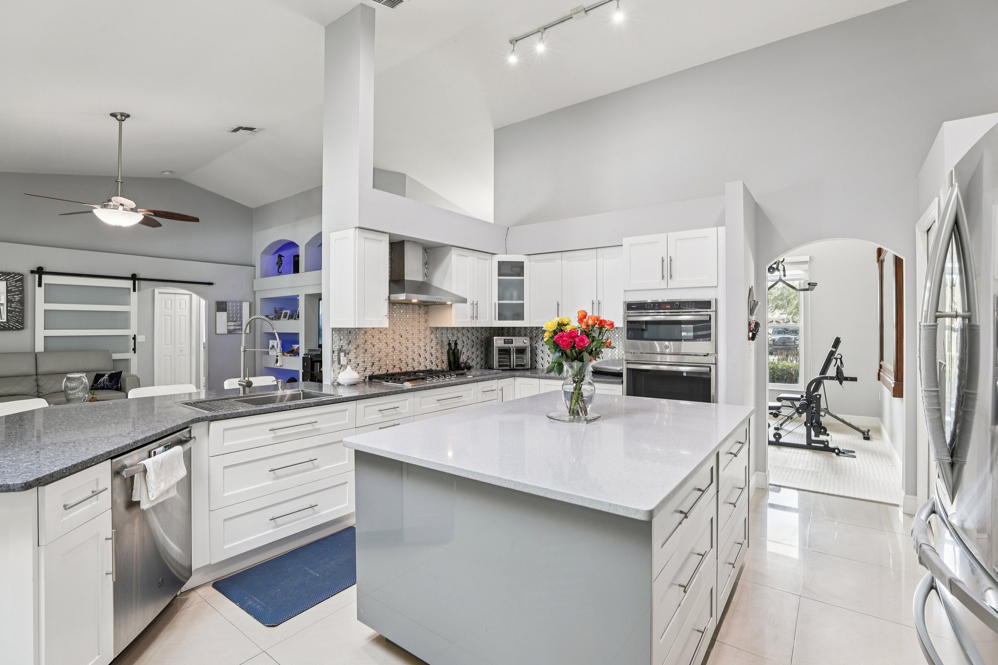 Rachel Lin Ln-S0704-011.jpg