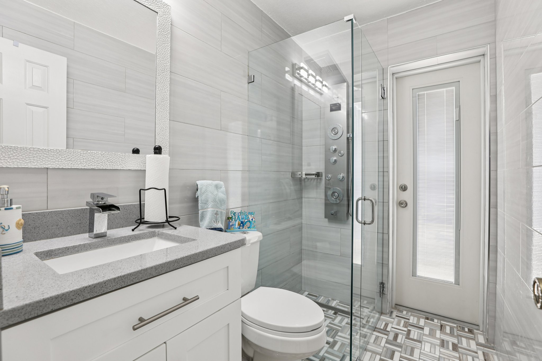 Rachel Lin Ln-S0704-035.jpg