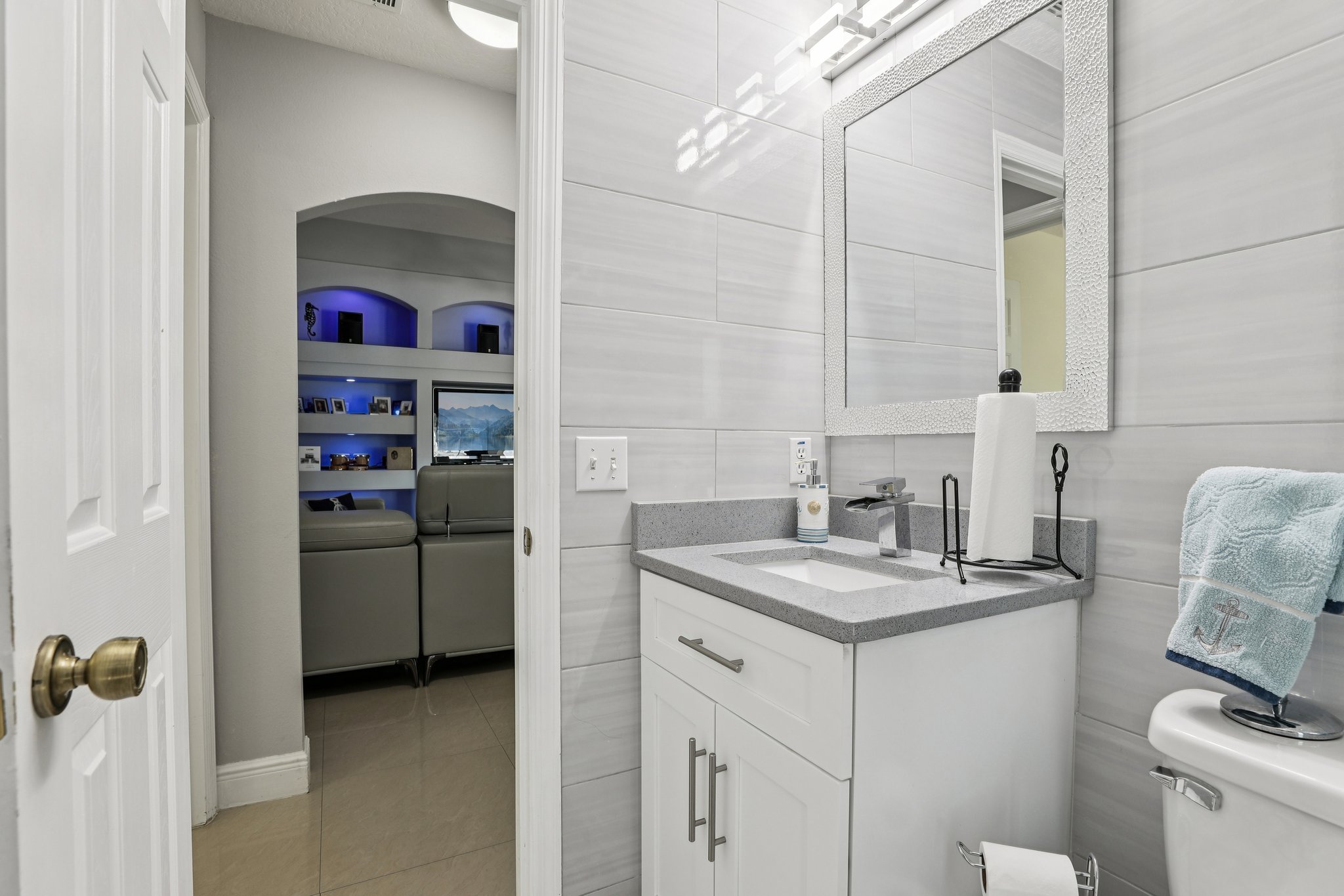 Rachel Lin Ln-S0704-036.jpg