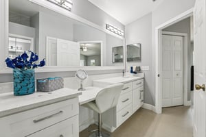 Rachel Lin Ln-S0704-032.jpg