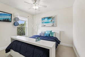 Rachel Lin Ln-S0704-033.jpg