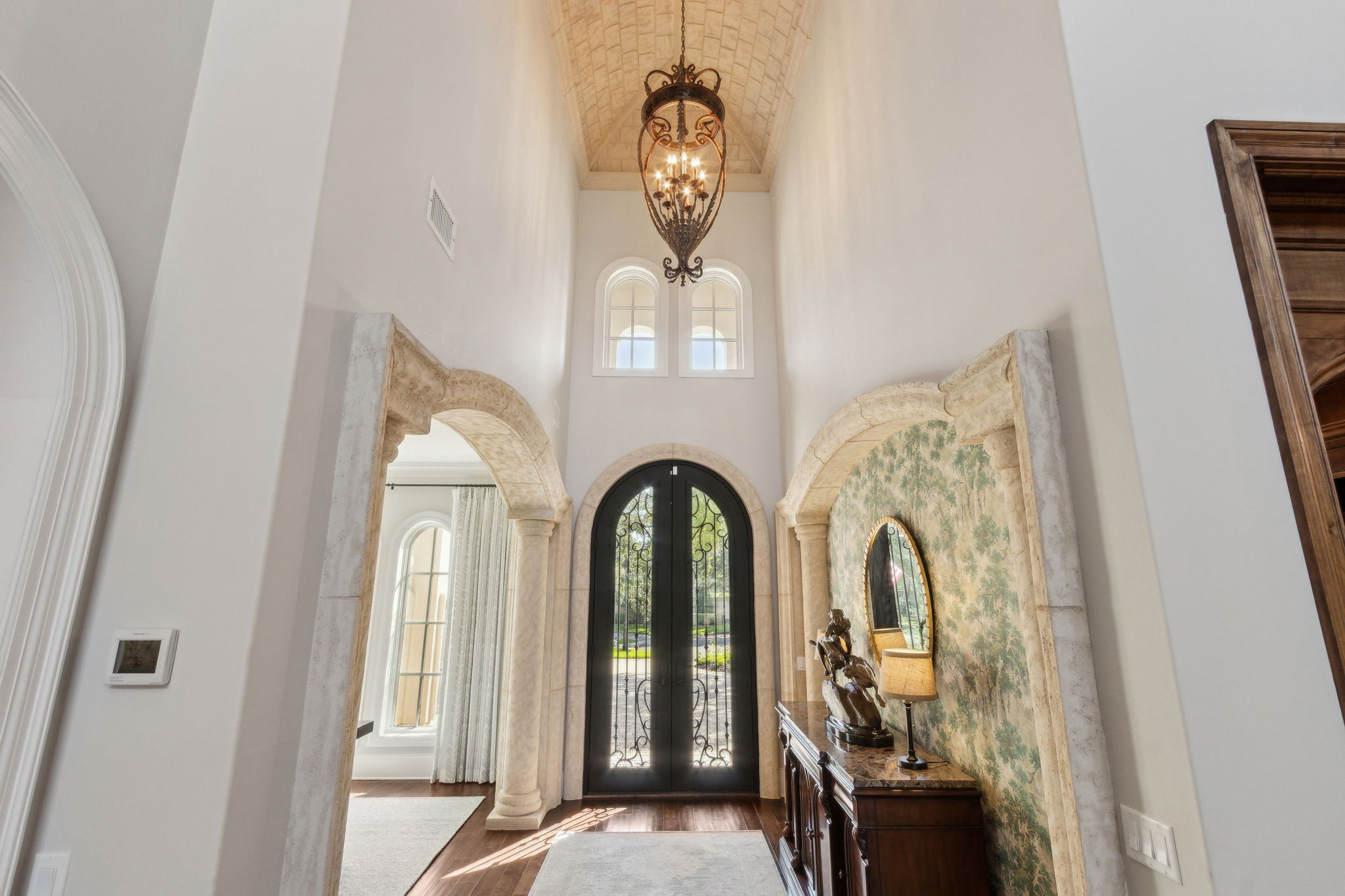 Foyer Detail