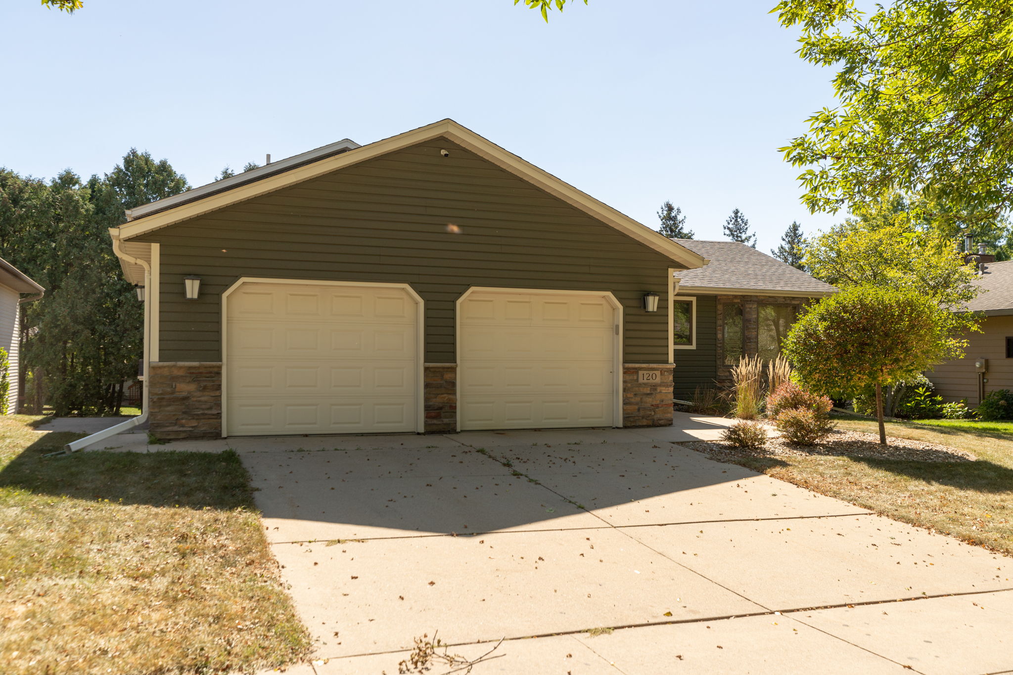 48-garage