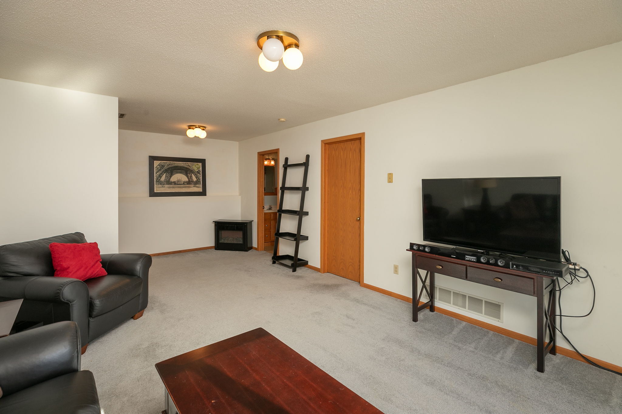 20-Family Room