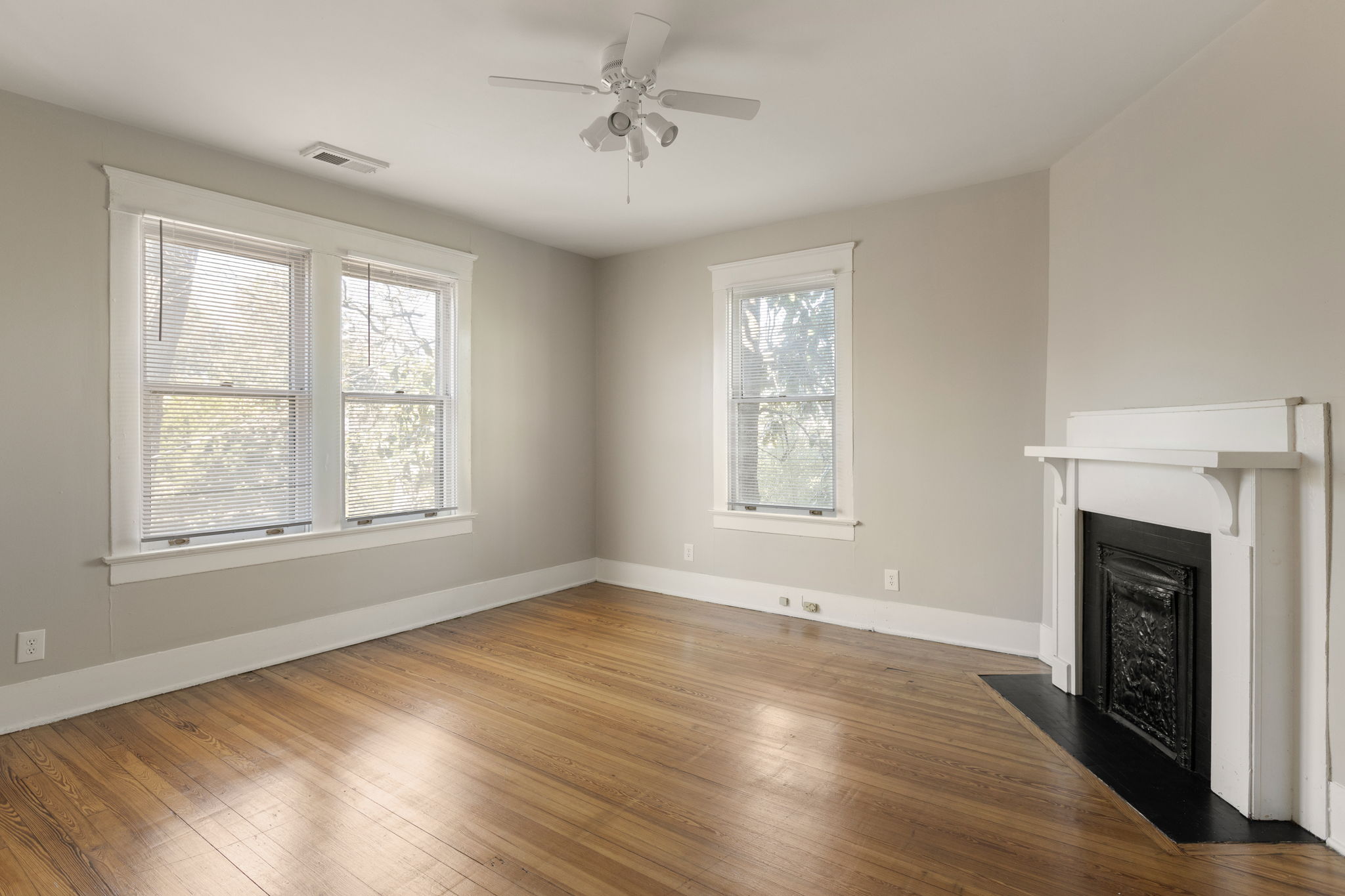 20260216_120scandler_godwin028