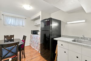  Photo 40