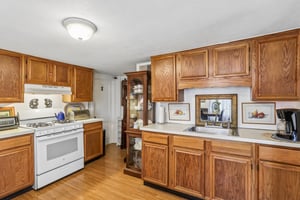 Village St unit a-S0505-008.jpg
