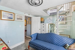 Village St unit a-S0505-019.jpg