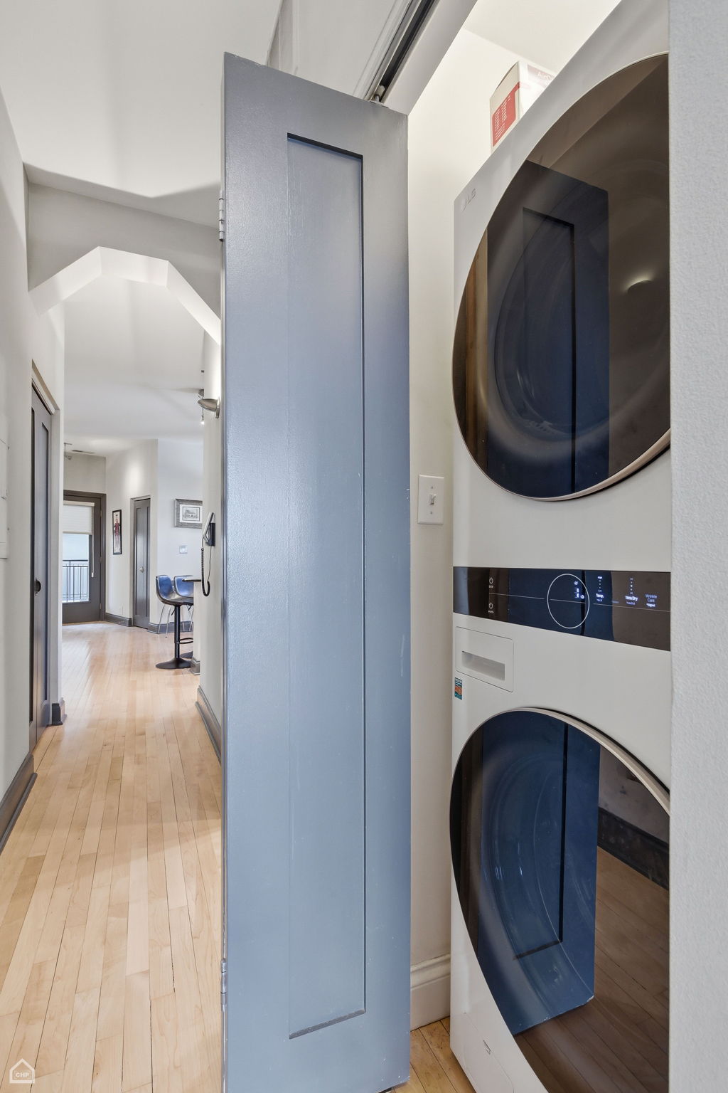 120 W Oak St 4D - Brady Miller_CHP2026_009