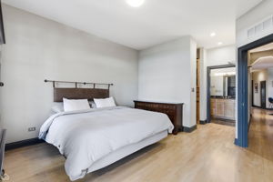 120 W Oak St 4D - Brady Miller_CHP2026_011